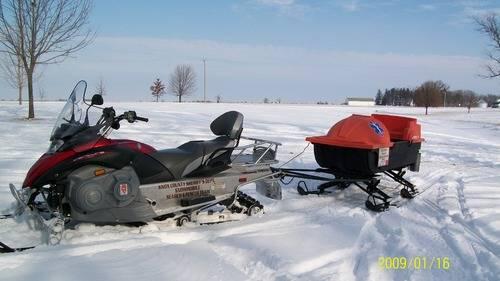 snow mobile